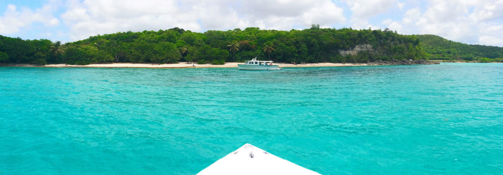 les eaux turquoises de marie-galante