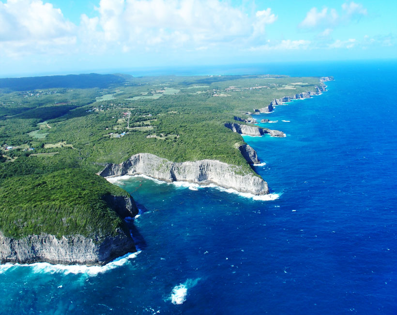 Vue aérienne falaise caye-plate Marie-Galante