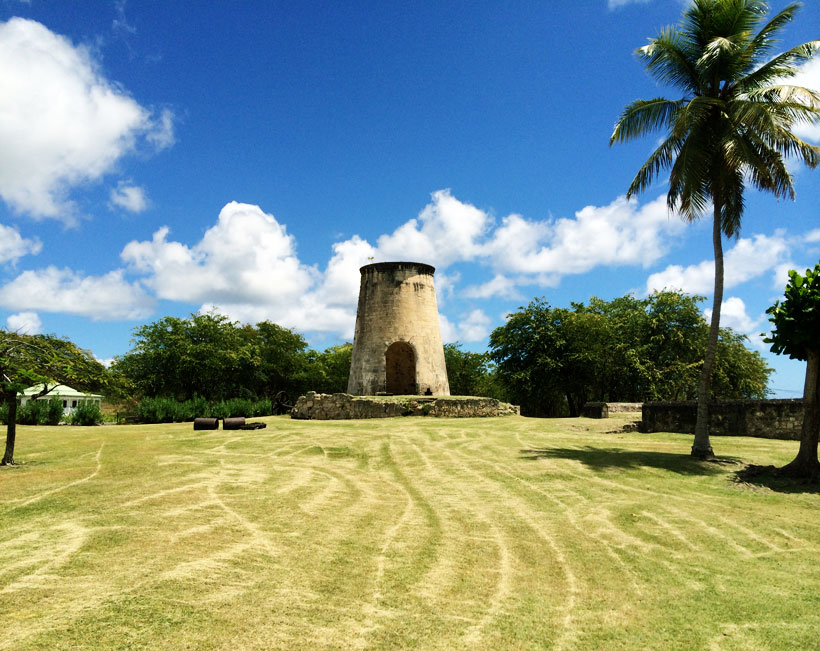 ruine moulin habitation Murat Marie-Galante